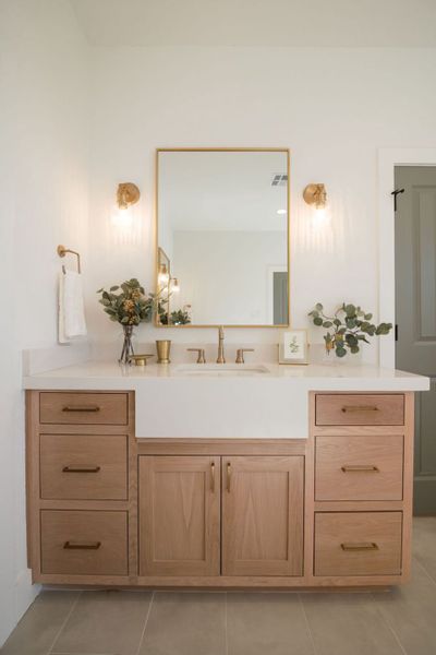 Representative furnished interior of a home built from the The Elizabeth by Reece Homes in Oakmont, Bryan (Image 18).