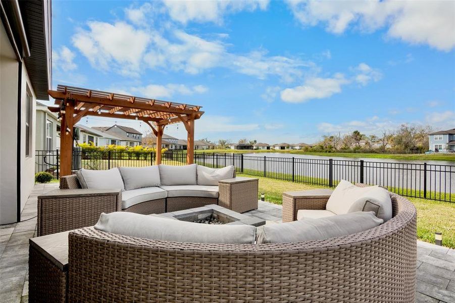 Exterior details and patio area of a home in , Parrish (Image 22).