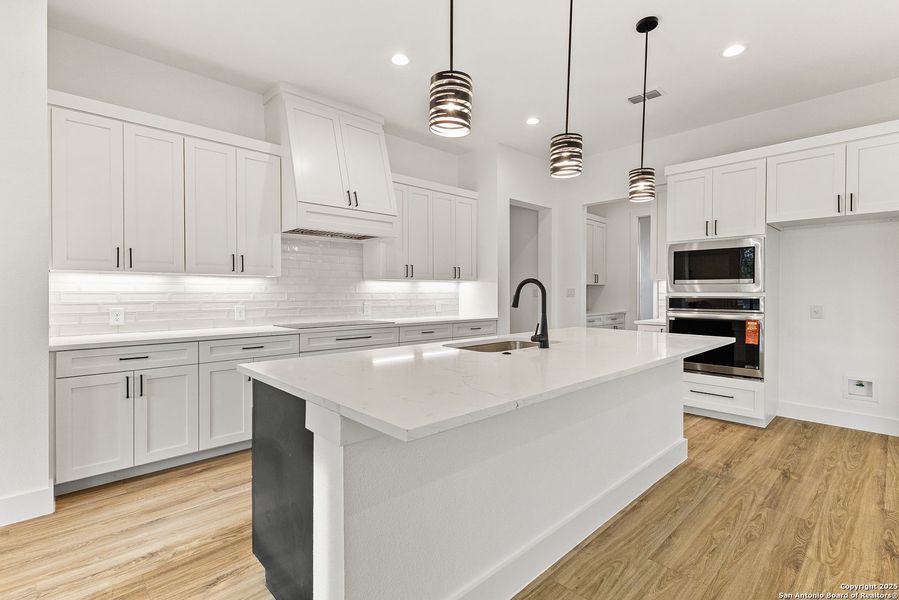 Furnished interior view inside a new home in , Spring Branch (Image 10).