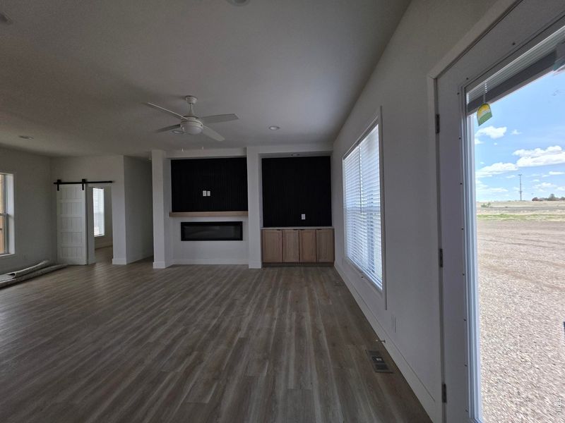 Spacious, unfurnished interior of a new home in , Nunn (Image 11).
