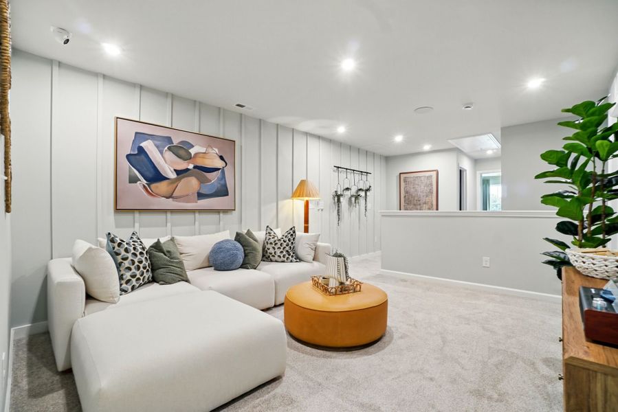 Photo representation of the Aurora plan. Colors, finishes and options will vary.