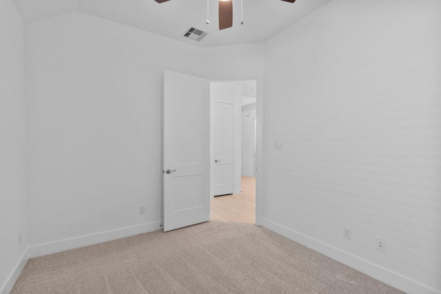 **Photos are representative - not of actual home** **Photos are representative - not of actual home**