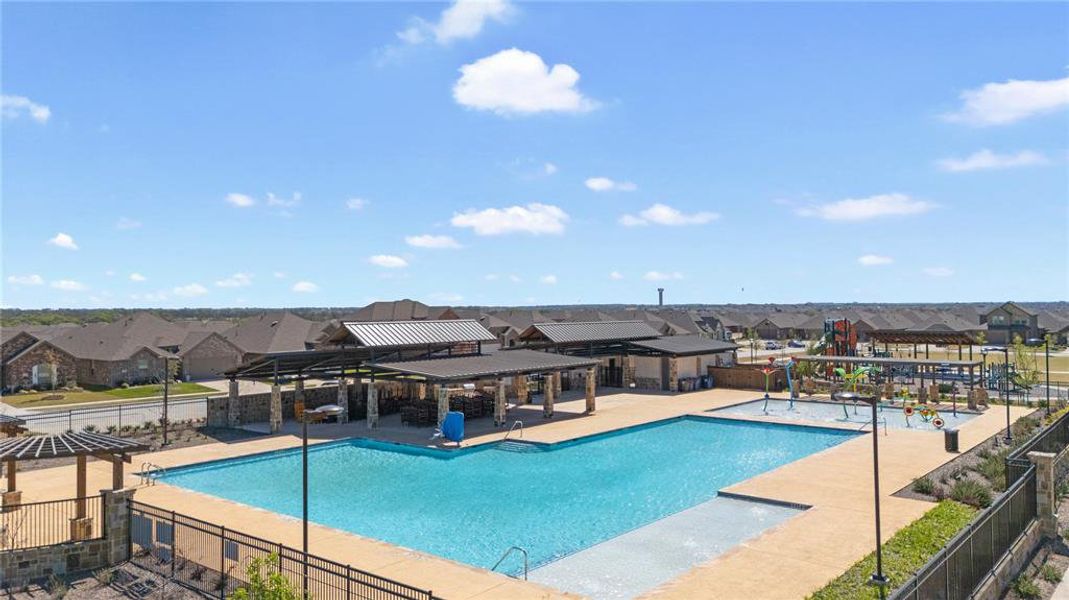 Community amenities in LakePointe, Lavon (Image 28).