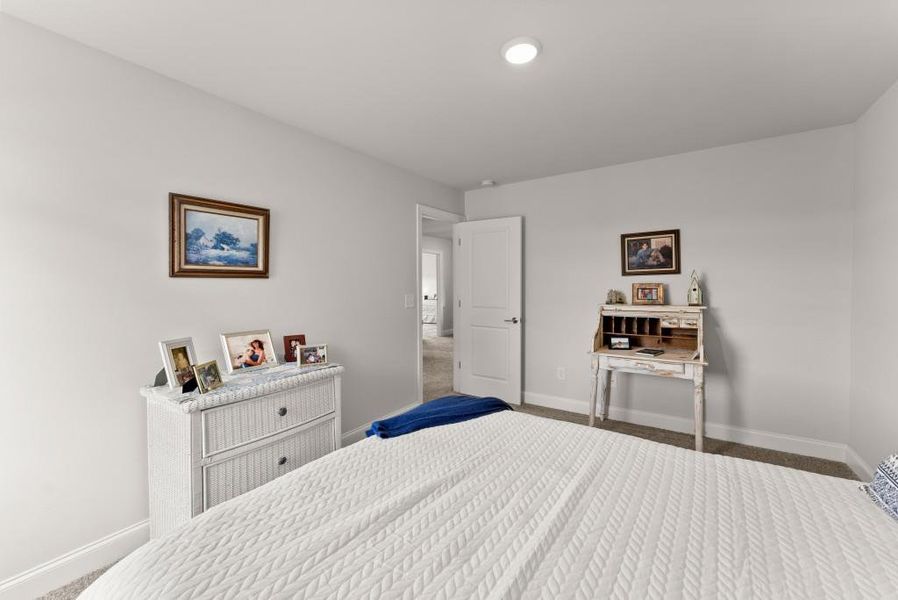 Furnished interior view inside a new home in , Homer (Image 27).