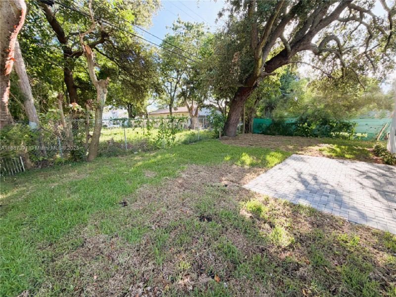 Natural landscape and outdoor views near in Dania Beach (Image 31). Natural landscape and outdoor views near in Dania Beach (Image 31).