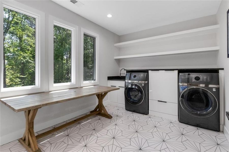 Furnished interior view inside a new home in , Roswell (Image 66).