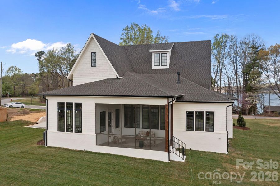 This was an AI altered photo to screen in the porch even though it wasn't done at the time of the photo.It has since been screened in.