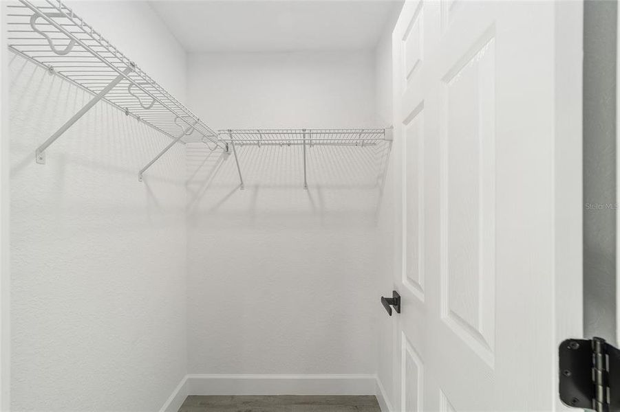 Spacious, unfurnished interior of a new home in , Ocala (Image 33).