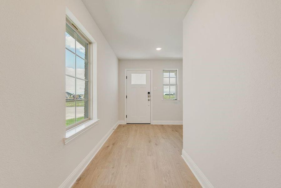 Spacious, unfurnished interior of a new home in Walden Pond, Forney (Image 22). Spacious, unfurnished interior of a new home in Walden Pond, Forney (Image 22).
