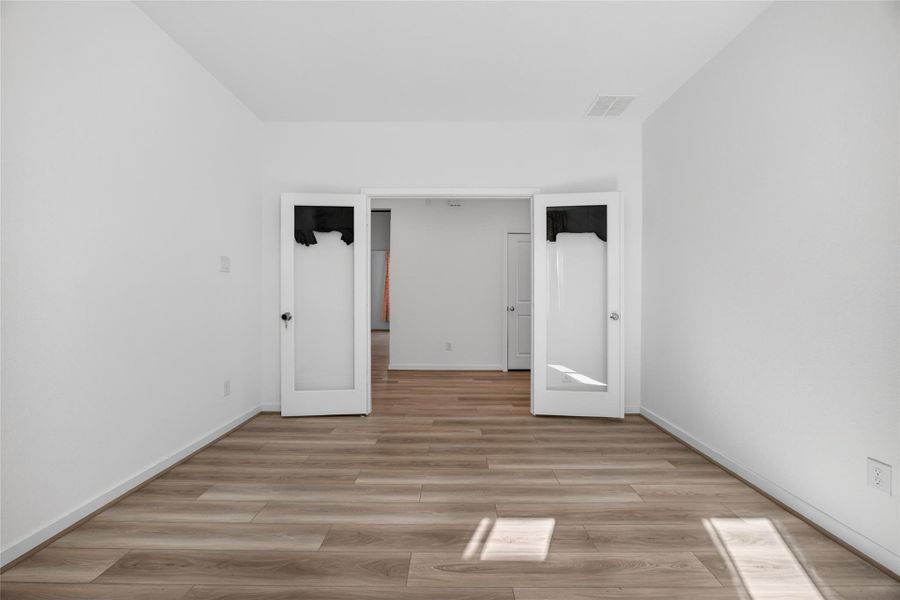 Spacious, unfurnished interior of a new home in Trillium, Richmond (Image 44). Spacious, unfurnished interior of a new home in Trillium, Richmond (Image 44).