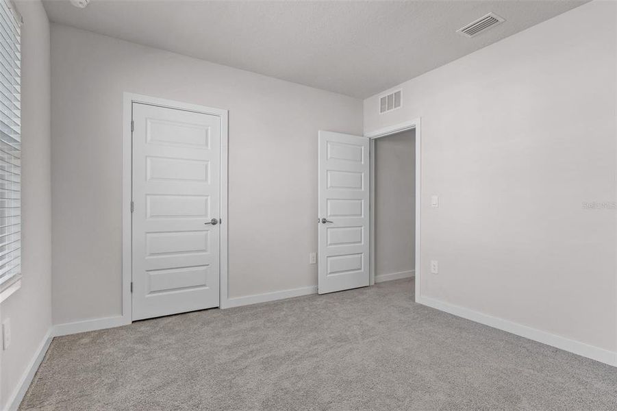 Spacious, unfurnished interior of a new home in , Bradenton (Image 51).