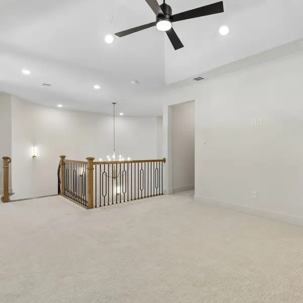 Spacious, unfurnished interior of a new home in StarView, Prosper (Image 65).