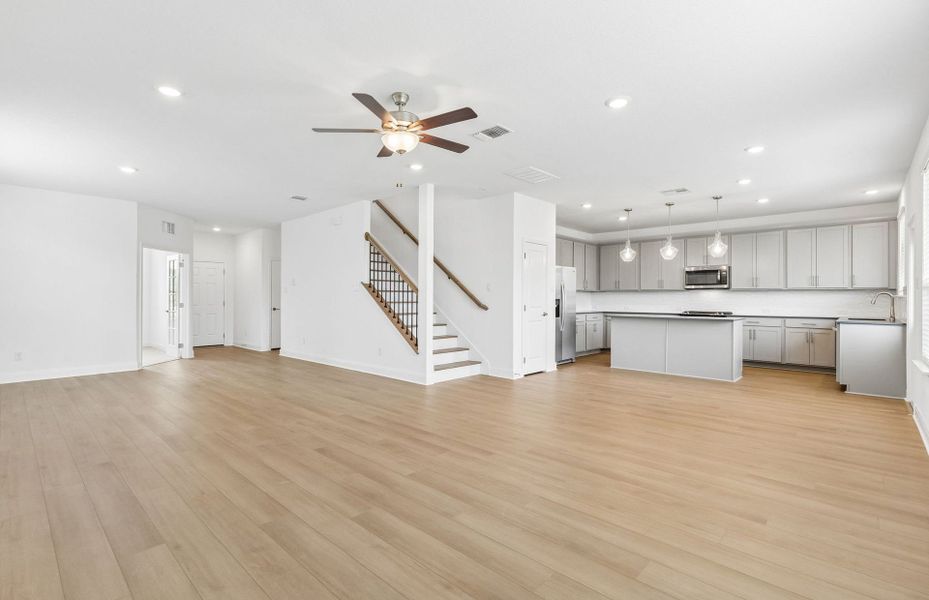 Spacious, unfurnished interior of a new home in Patterson Ranch, Georgetown (Image 22). Spacious, unfurnished interior of a new home in Patterson Ranch, Georgetown (Image 22).