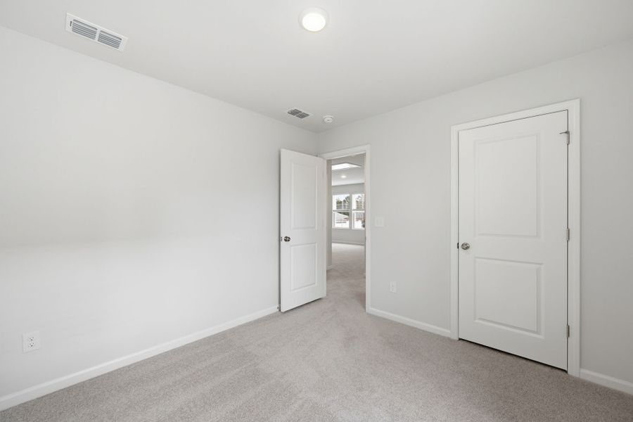 Spacious, unfurnished interior of a new home in Grand Arbor, Blythewood (Image 32).