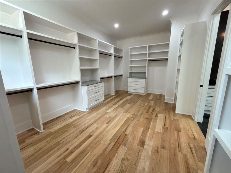 Spacious, unfurnished interior of a new home in , Buford (Image 69).