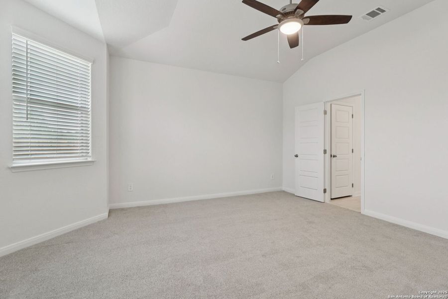 Spacious, unfurnished interior of a new home in Royal Crest, San Antonio (Image 23). Spacious, unfurnished interior of a new home in Royal Crest, San Antonio (Image 23).