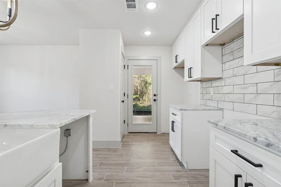 Furnished interior view inside a new home in , Granbury (Image 4). Furnished interior view inside a new home in , Granbury (Image 4).