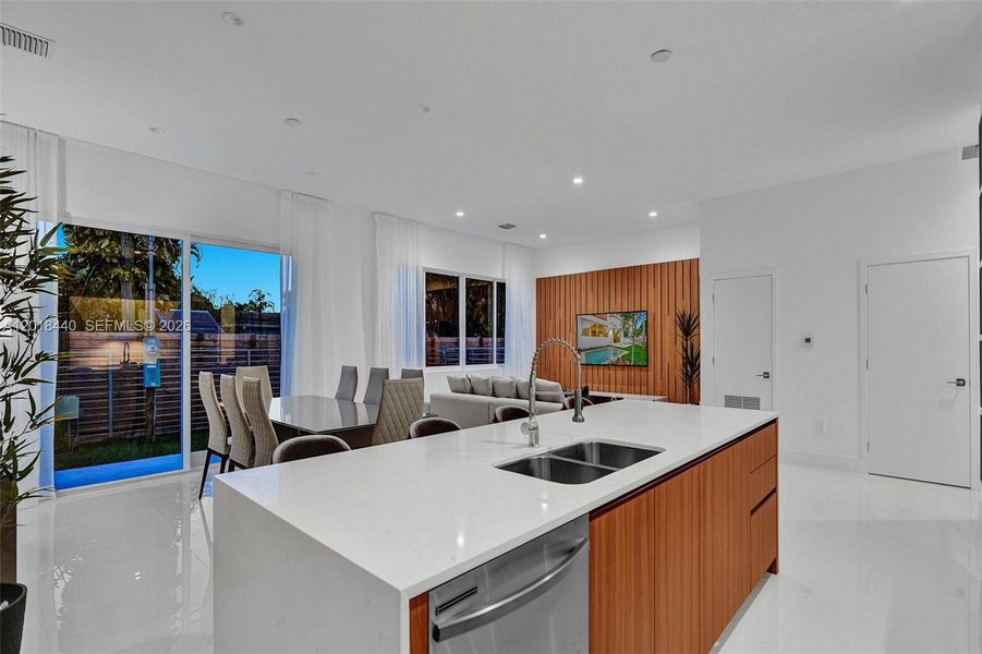 Furnished interior view inside a new home in , Fort Lauderdale (Image 9).