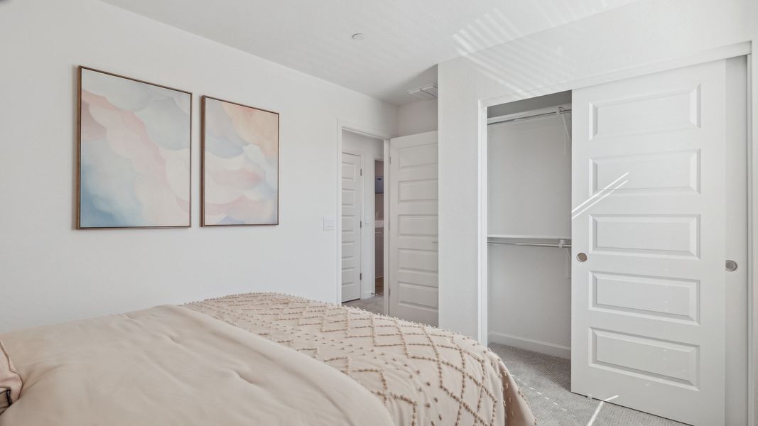 Representative furnished interior of a home built from the Mirage by D.R. Horton in The Buttes at Mystic, Peoria (Image 36).