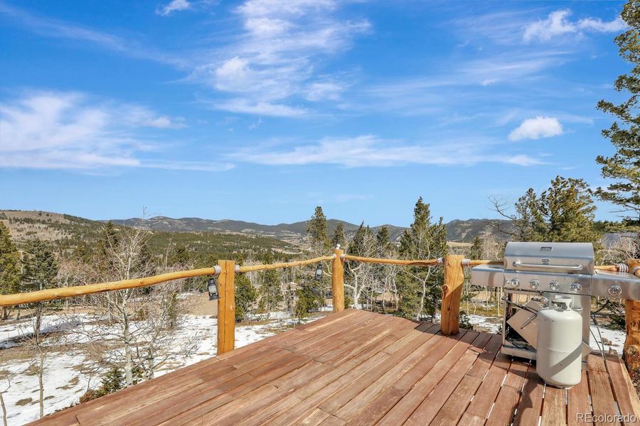 Image 16 of a home in . Image 16 of a home in .