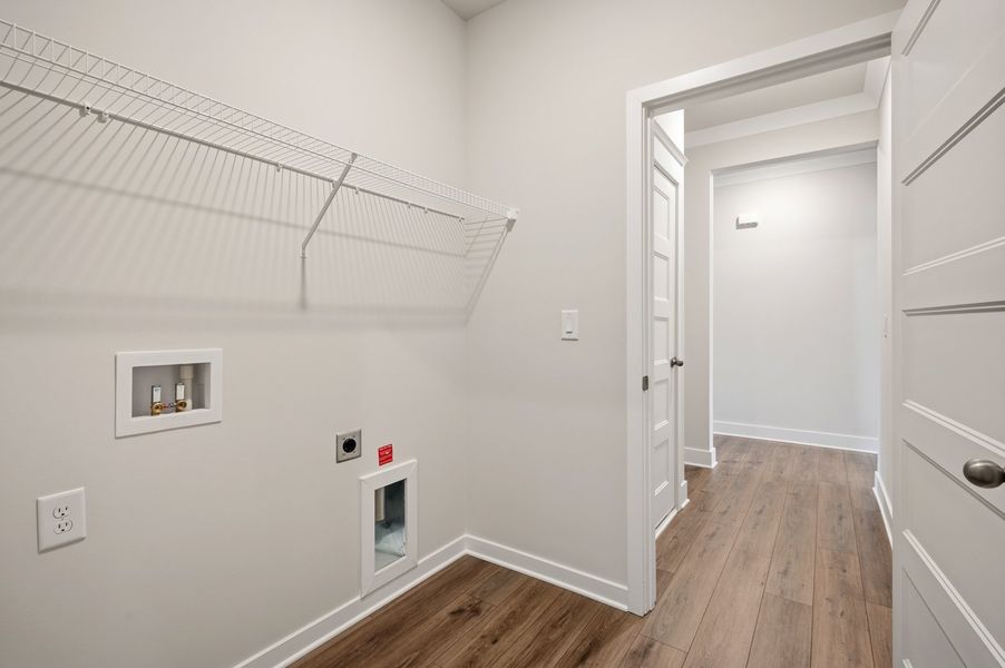 *Photo of example home. Selections & finishes may vary.