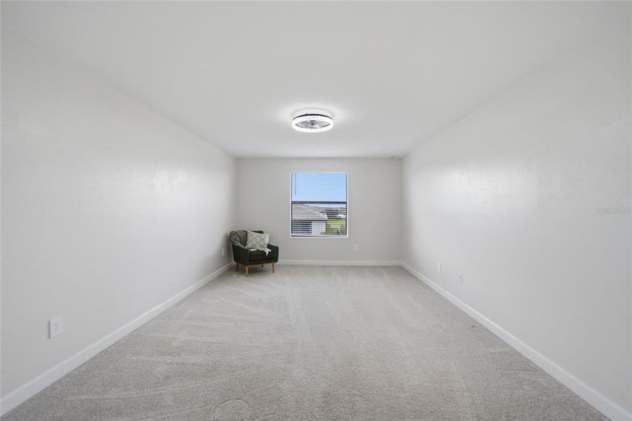 Spacious, unfurnished interior of a new home in , Lakewood Ranch (Image 15).