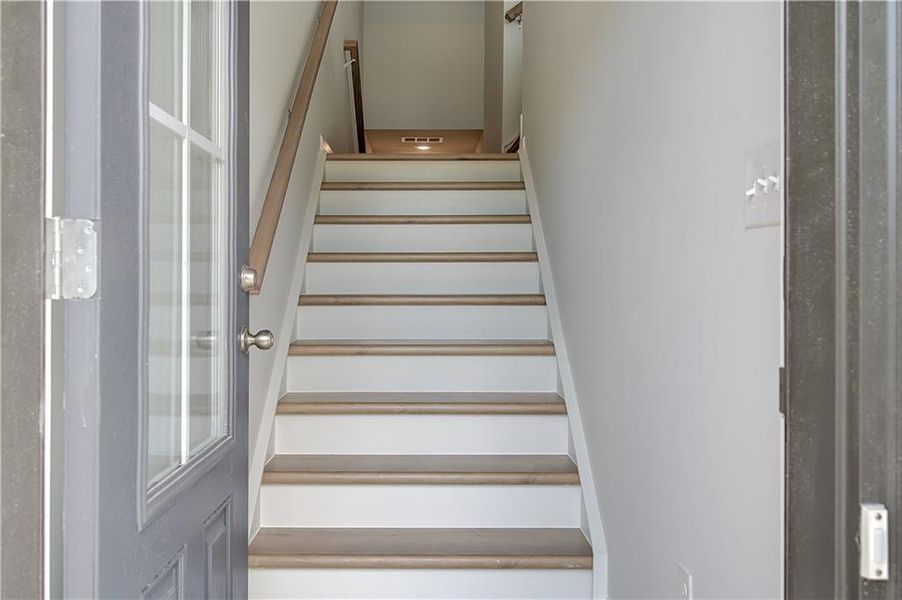 Image 33 of a home in Daybreak.