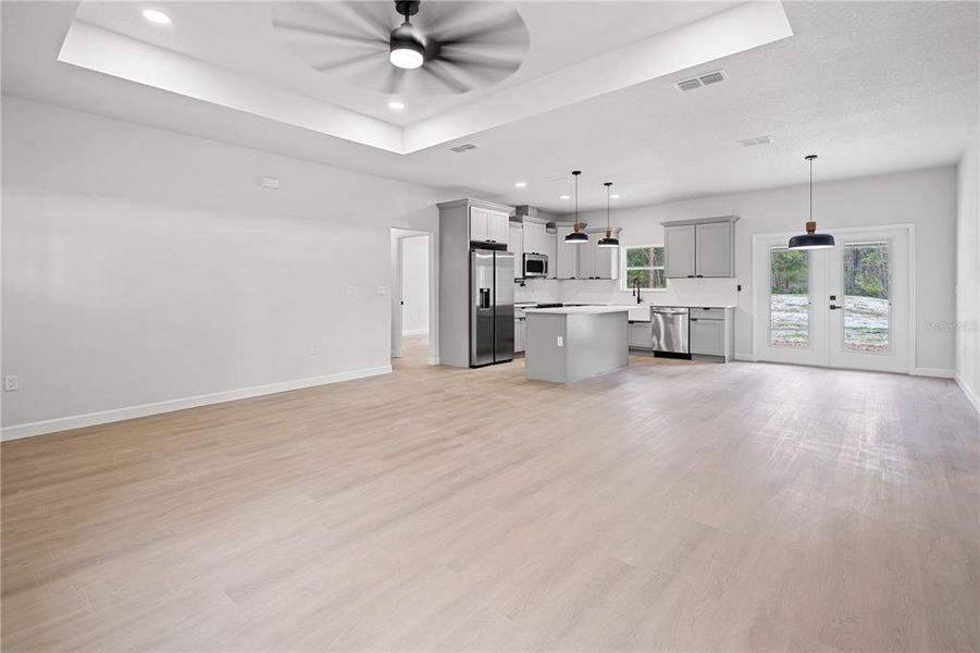 Spacious, unfurnished interior of a new home in , Chiefland (Image 16).