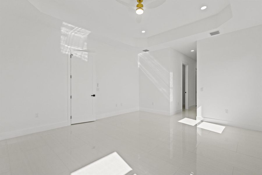 Image 52 of a home in .