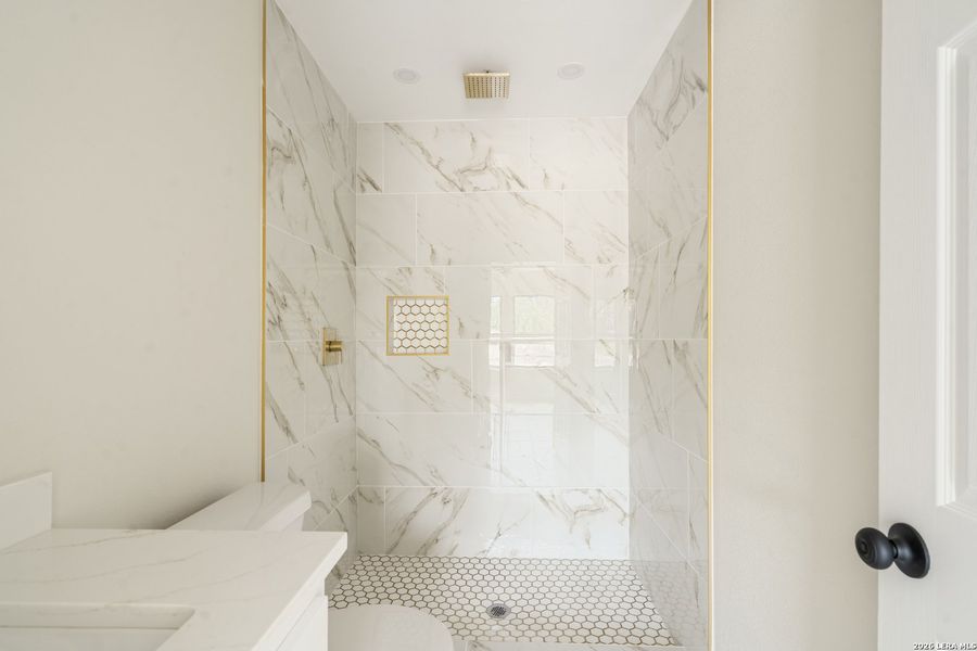 Image 23 of a home in .