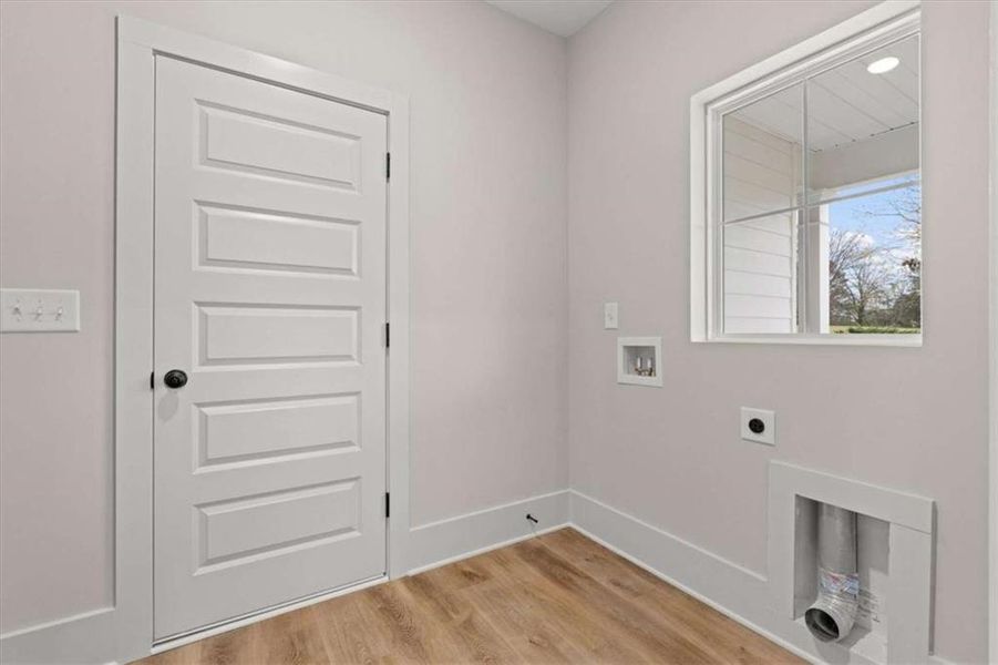 Spacious, unfurnished interior of a new home in , Carrollton (Image 32). Spacious, unfurnished interior of a new home in , Carrollton (Image 32).