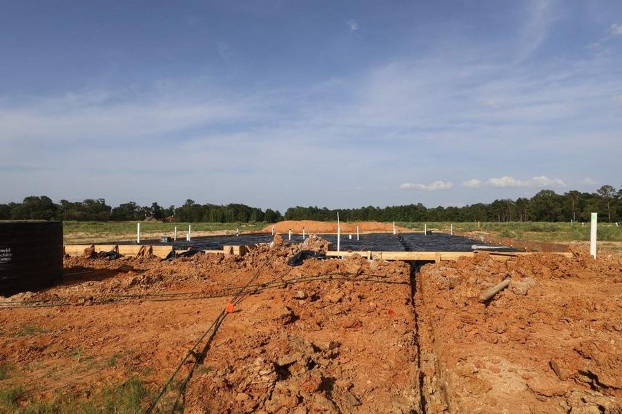 Every foundation at DWH is engineered and it’s inspected three times! We do not do “batch” testing. Rest easy knowing your foundation comes with a 10 year warranty. Every foundation at DWH is engineered and it’s inspected three times! We do not do “batch” testing. Rest easy knowing your foundation comes with a 10 year warranty.