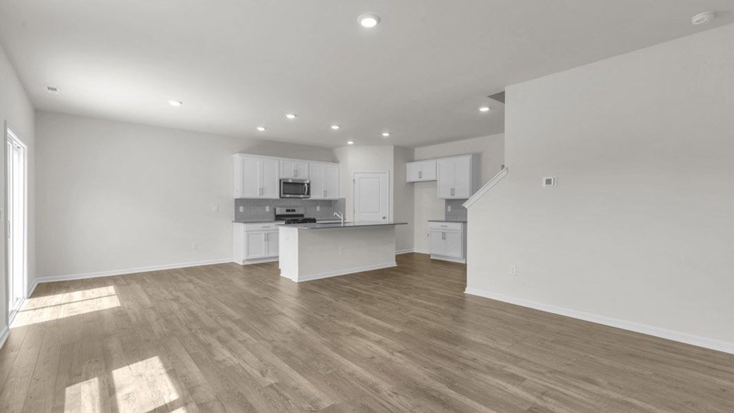 Spacious, unfurnished interior of a new home in Middleton, Greensboro (Image 16).