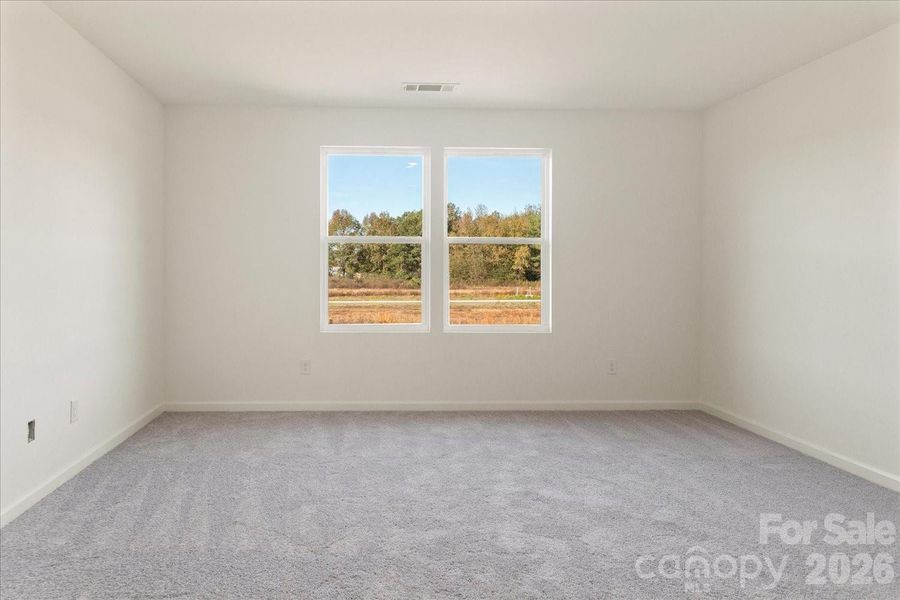 Spacious, unfurnished interior of a new home in Frey Creek, Spartanburg (Image 16).