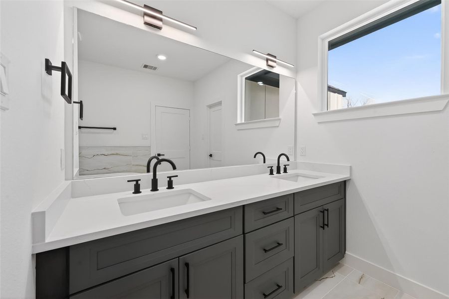 Furnished interior view inside a new home in , Houston (Image 14).