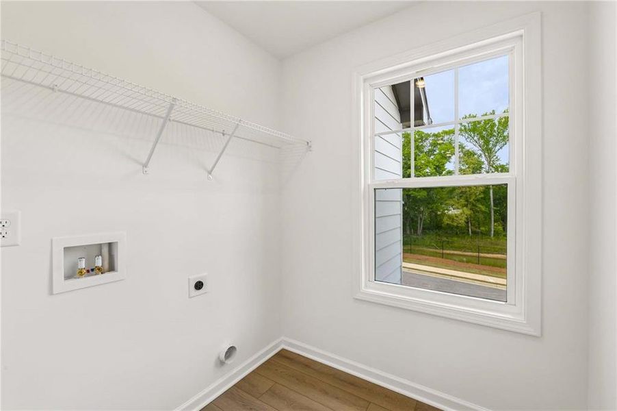 Spacious, unfurnished interior of a new home in Eastlyn Crossing, Flowery Branch (Image 24). Spacious, unfurnished interior of a new home in Eastlyn Crossing, Flowery Branch (Image 24).