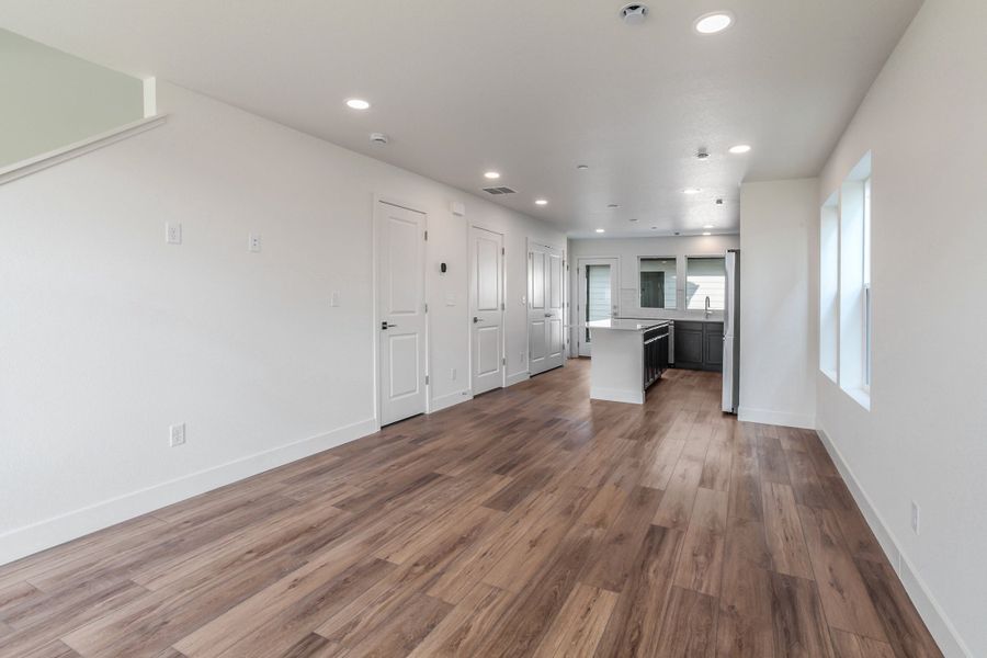 Spacious, unfurnished interior of a new home in Prairie Song, Windsor (Image 22). Spacious, unfurnished interior of a new home in Prairie Song, Windsor (Image 22).
