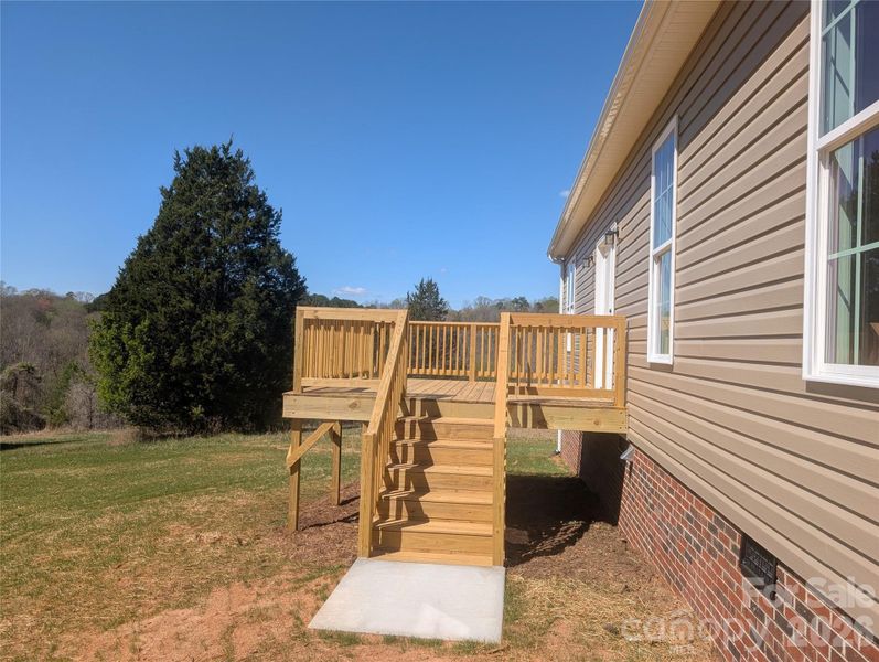 Exterior details and patio area of a home in , Conover (Image 3).