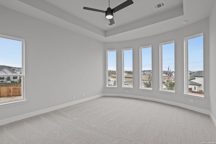 Spacious, unfurnished interior of a new home in Homestead, Schertz (Image 17).