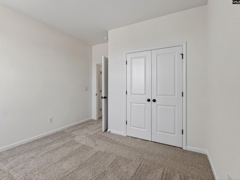 Spacious, unfurnished interior of a new home in Old Charleston Acres, Pelion (Image 36).