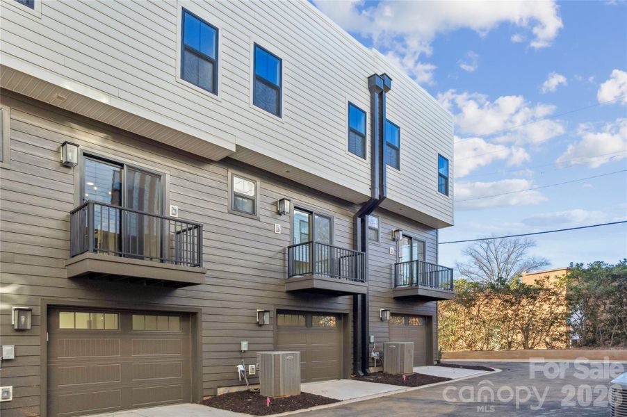 Exterior details and patio area of a home in , Charlotte (Image 26).
