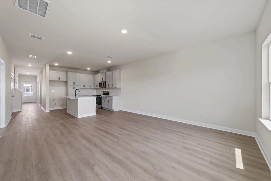 Spacious, unfurnished interior of a new home in Blue Heron Retreat, Little River (Image 14).