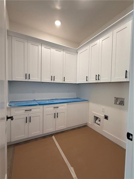 Image 33 of a home in . Image 33 of a home in .