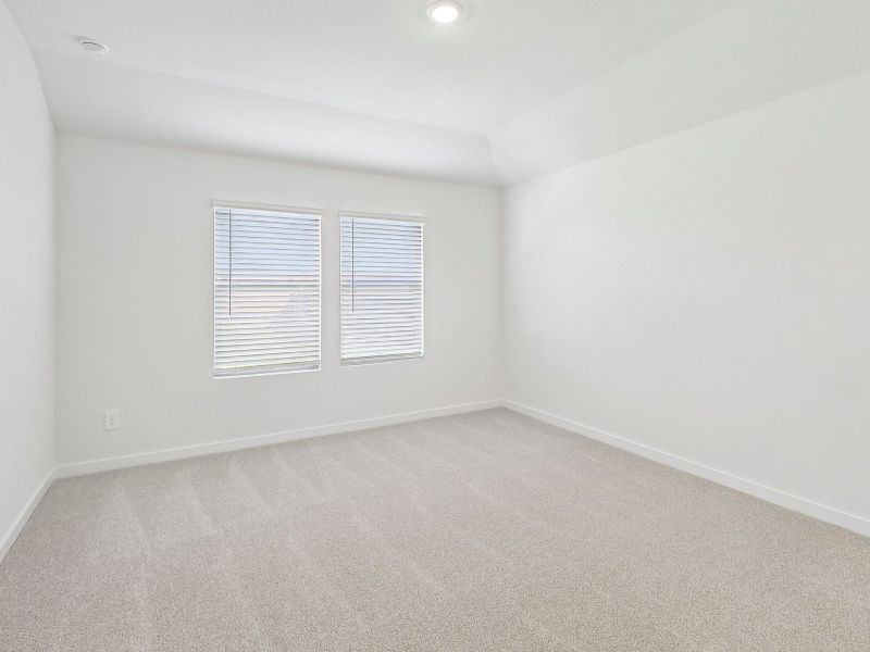 Spacious, unfurnished interior of a new home in Morgan Farms, Josephine (Image 15).