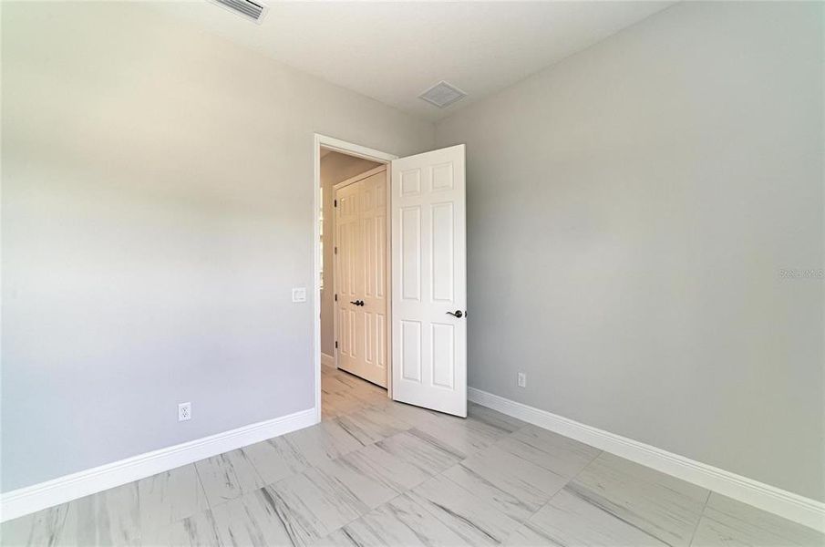 Spacious, unfurnished interior of a new home in Mirada, San Antonio (Image 34).