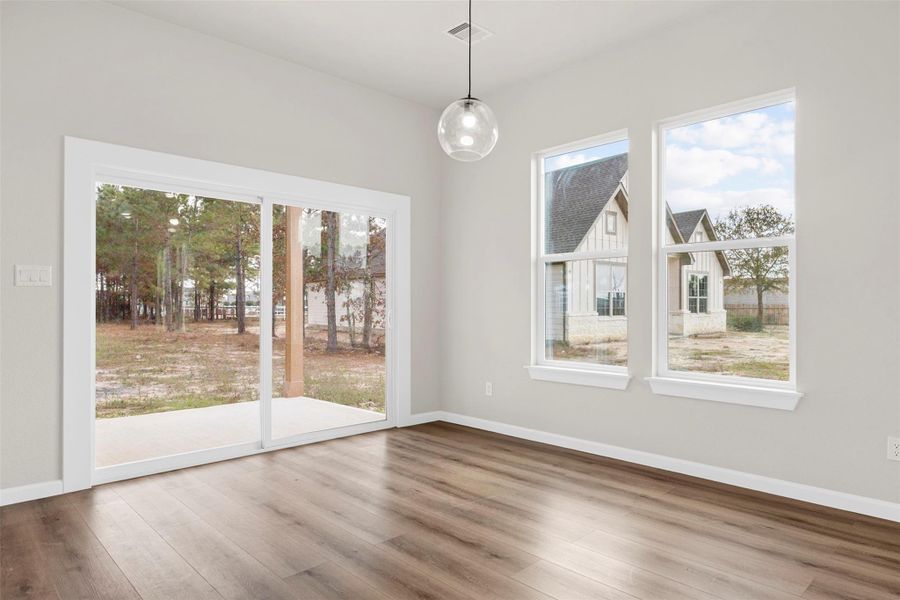 Spacious, unfurnished interior of a new home in , Cleveland (Image 14).