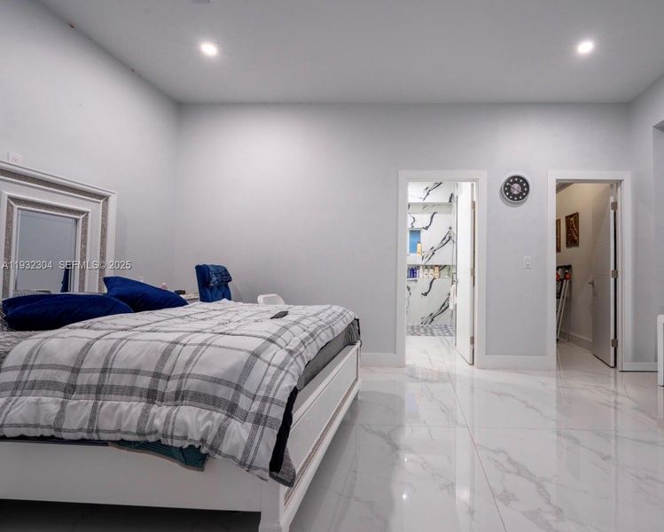 Furnished interior view inside a new home in , Miami (Image 31).