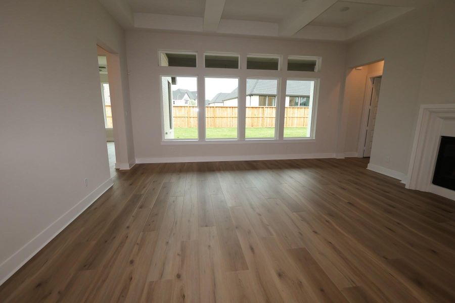 Spacious, unfurnished interior of a new home in Dunham Pointe, Cypress (Image 26). Spacious, unfurnished interior of a new home in Dunham Pointe, Cypress (Image 26).