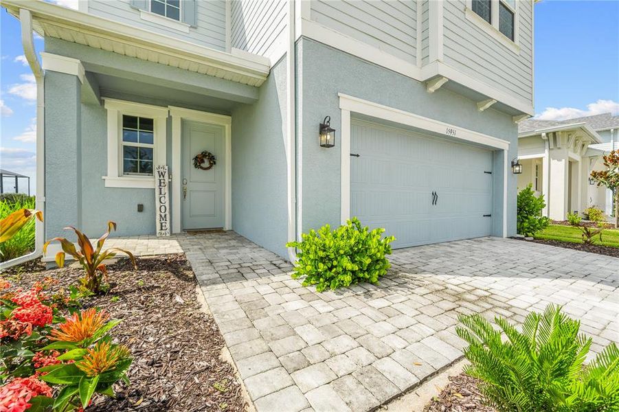 Exterior details and patio area of a home in , Punta Gorda (Image 4). Exterior details and patio area of a home in , Punta Gorda (Image 4).