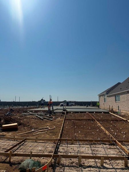 Every foundation at DWH is engineered and it’s inspected three times! We do not do “batch” testing. Rest easy knowing your foundation comes with a 10 year warranty. Every foundation at DWH is engineered and it’s inspected three times! We do not do “batch” testing. Rest easy knowing your foundation comes with a 10 year warranty.